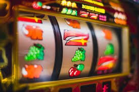 Meja live dealer Asia Gaming di mantapwd menampilkan dealer profesional dan streaming multi-kamera HD
